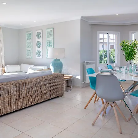 Palmera Villa *